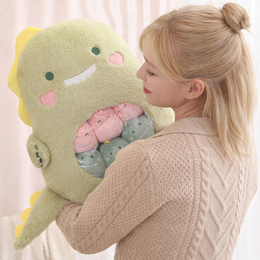 Peluche disponible en 3 diseños diferentes: Conejo, Dinosaurio y Koala.