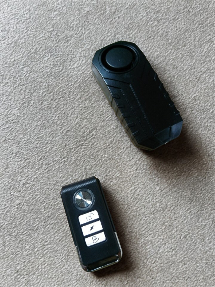 Trådlöst Cykel & Motorcykel Alarm med Vibrationssensor & Fjärrkontroll – 113 dB Anti-Stöld